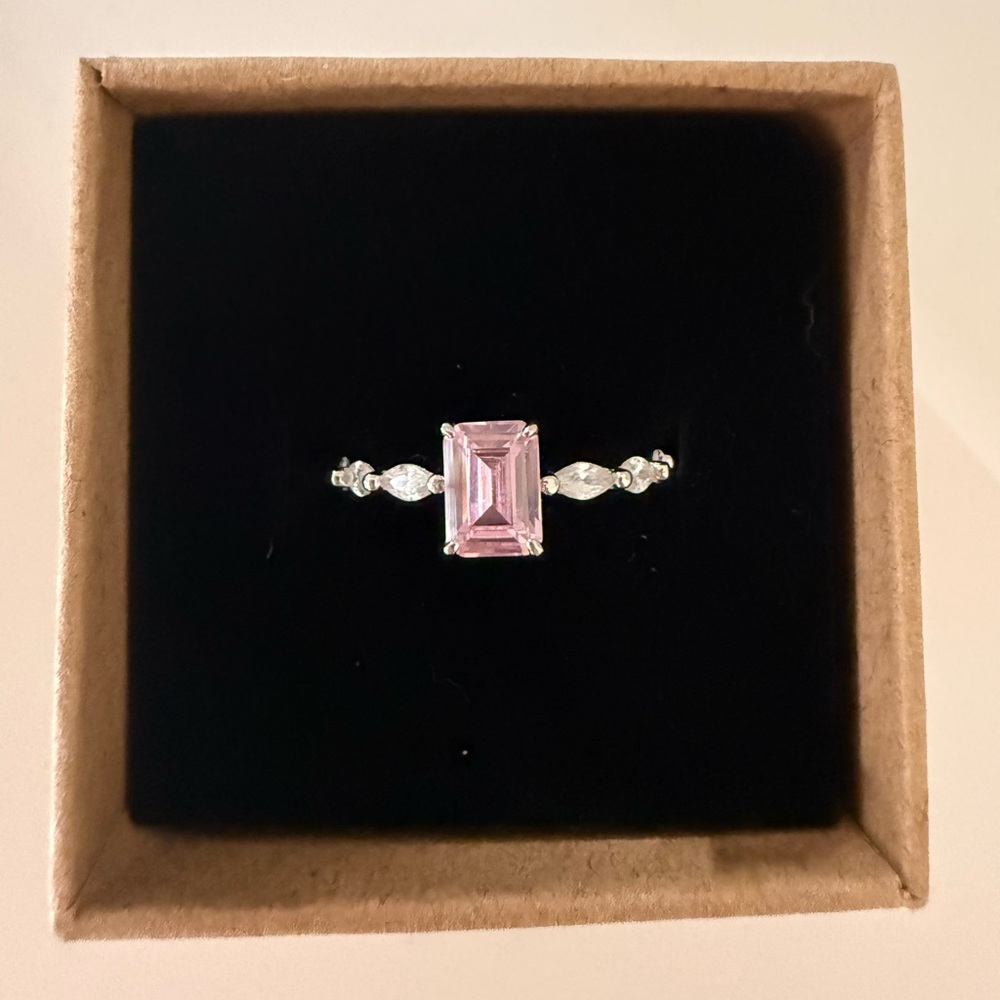 Elegant Silver and Pink Gemstone Ring